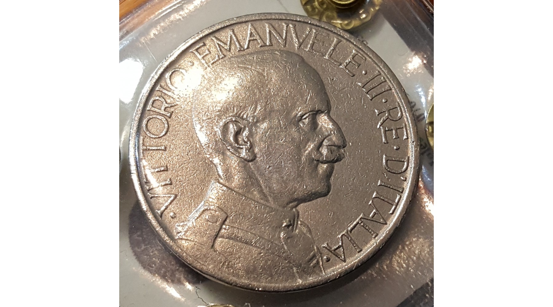secondary image